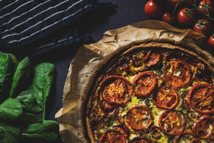 pastel tomate